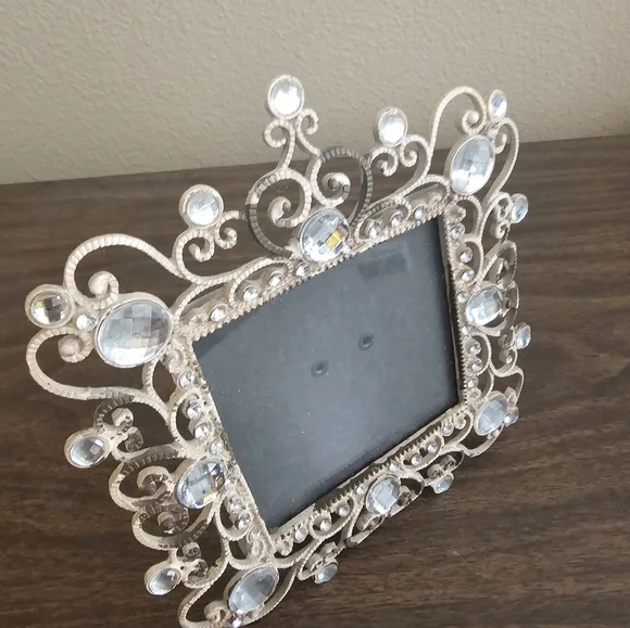 Distressed Metal w/ Silver Gem & Rhinestone Photo Frame - Picture 3 of 3